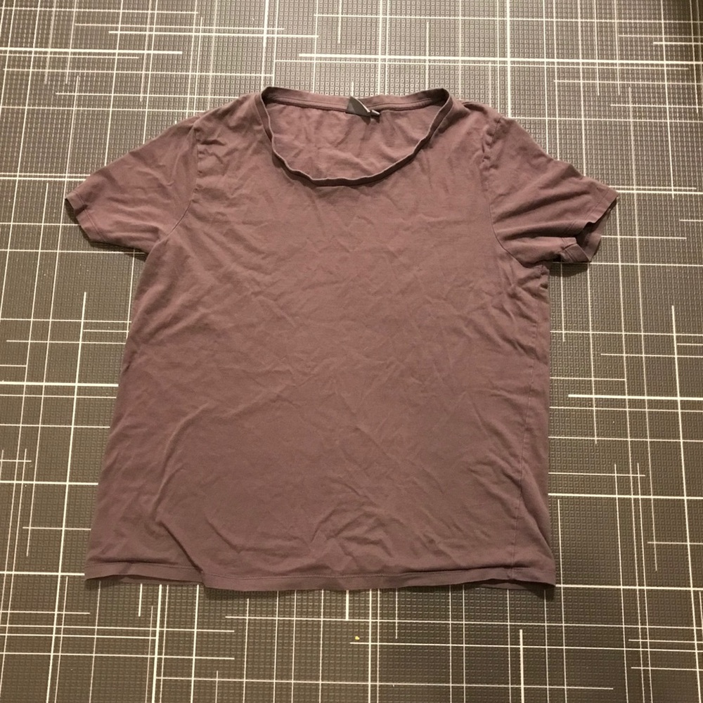 Men’s ASOS mauve wide neck super soft t-shirt